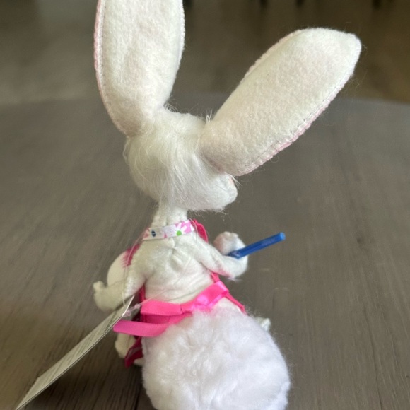 Annalee Dolls / Holidays Spring/Easter / 6” ARTIST BUNNY - Picture 8 of 8